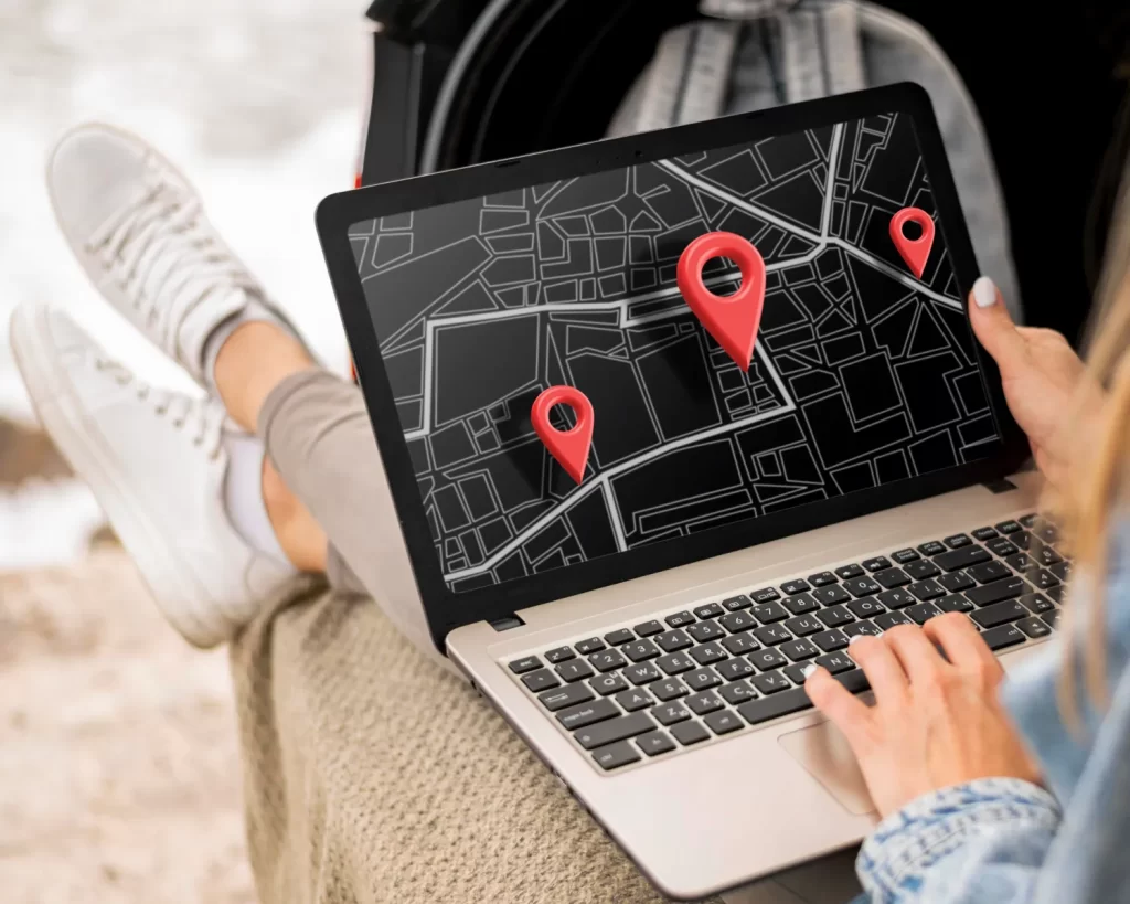 GPS Vehicle Tracking System img1