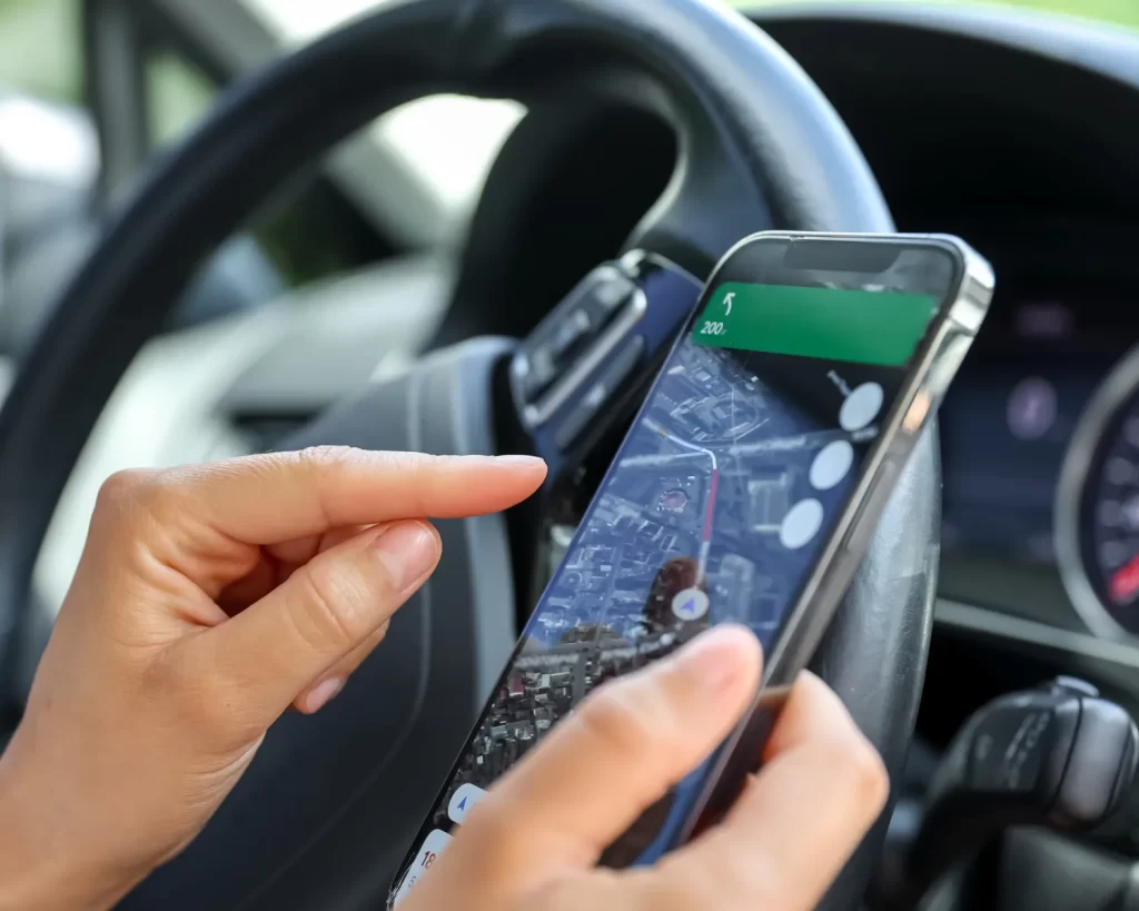 GPS Vehicle Tracking System img3